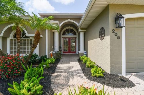 205 Antis Dr, Placida, FL 33947-2850
