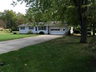30 Woodhaven Ln, Troy, OH 45373-9712