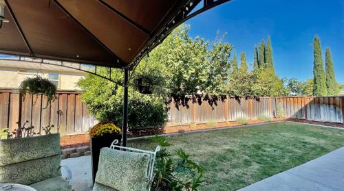 345 Scrub Oak Dr, Lathrop CA  95330-8689 exterior