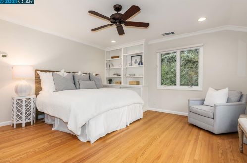 7 Calvin Ct, Orinda CA  exterior