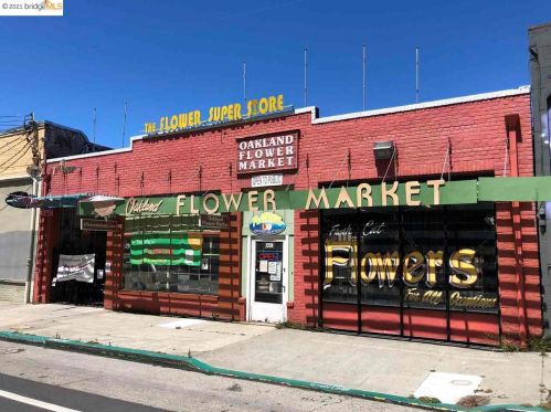 569 9th St, Oakland CA  94607-3833 exterior