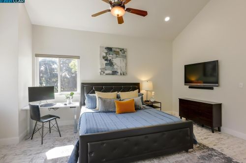 4330 Fairlands Dr, Pleasanton CA  94588-3428 exterior