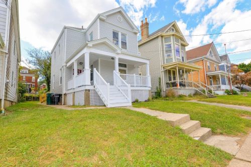 1021 Beech Ave, Cincinnati, OH 45205-1646
