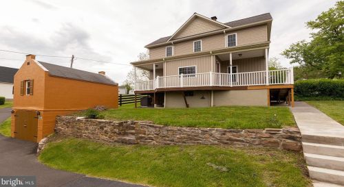 108 Slanesville Pike, Slanesville, WV 25444-3217