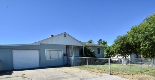 50 La Cresenta Dr, Oroville, CA 95965-3510