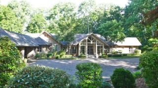 3506 Bromley Wood Ln, Greensboro, NC 27410-2181