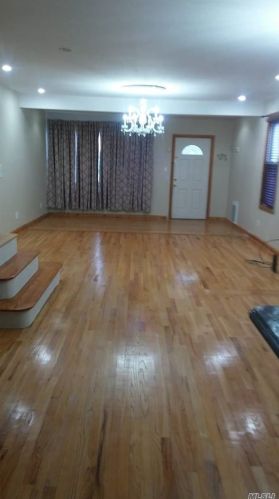 89-58 Vanderveer St, Jamaica, NY 11428-2409