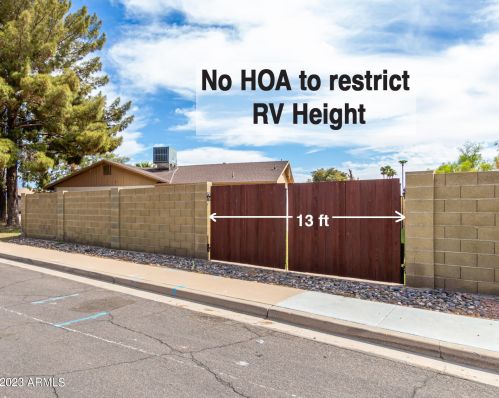 701 Lindner Ave, Mesa, AZ 85210-6837