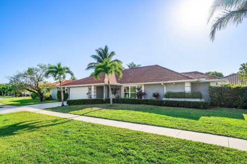 1333 Sailboat Cir, West Palm Beach, FL 33414-5523
