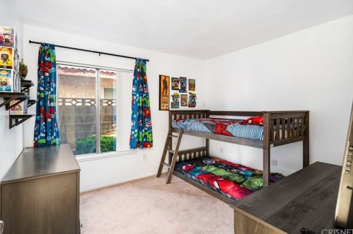 44021 Andale Ave, Lancaster CA  93535-4120 exterior