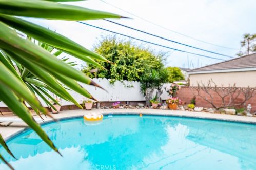 11842 Dorada Ave, Garden Grove CA  92840-5501 exterior