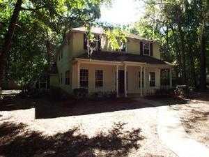 139 134th Ter, Jonesville, FL 32669-2746