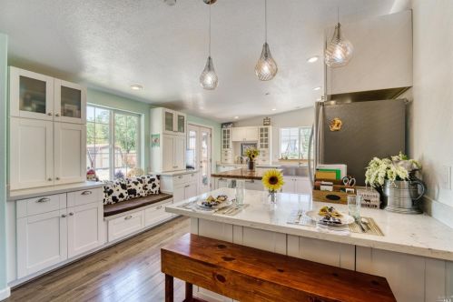 1858 Gerhard Dr, Santa Rosa, CA 95401-3906