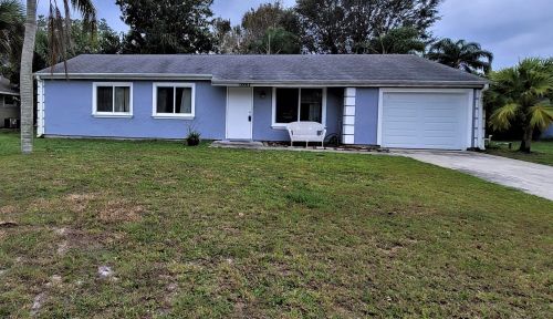 674 Old Briar Ave, Fort Pierce, FL 34953-6347