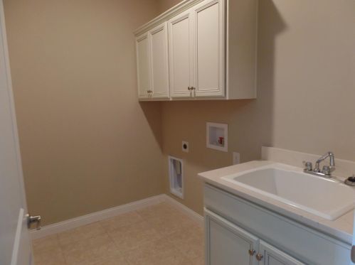 1323 Pekin Rd, Liberty Township OH  exterior