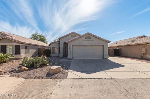 11263 Camino St, Mesa, AZ 85207-1717