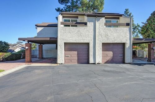 1477 Falcon Ln, El Cajon CA  92020-1426 exterior