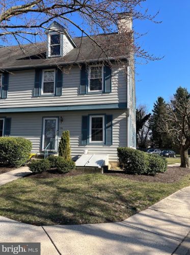 836 Westfield Dr, Riverton, NJ 08077-3358