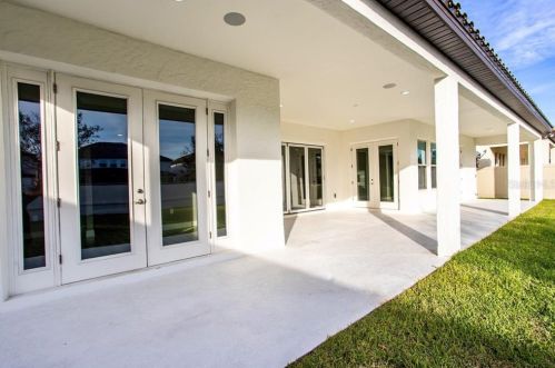 8137 Chilton Dr, Orlando FL 32836 exterior