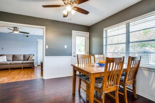 406 Frances Way, Richardson TX  75081-4206 exterior