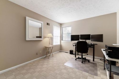 1535 Merion Ln, Oakmont PA  15139-1037 exterior