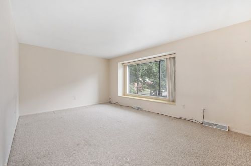 343 Woodbridge Dr, Pittsburgh, PA 15237-3364