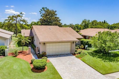 7516 Fairlawn Dr, Port Richey, FL 34667-3007