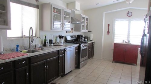 2302 Parkside Dr, Mohave Valley AZ  86440-8910 exterior