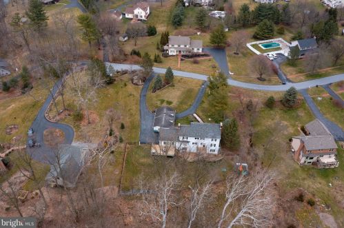 23 Yellowbreeches Rd, Carlisle PA  17015-9174 exterior