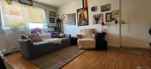 8121 Daly Rd, Cincinnati OH 45231-5702 exterior