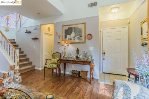 338 3rd St, West Pittsburg, CA 94565-2214