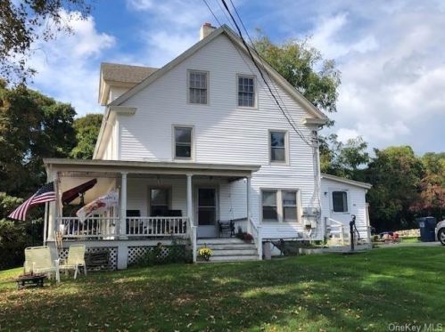 19 Old County Rd, Mahopac, NY 10541-2346