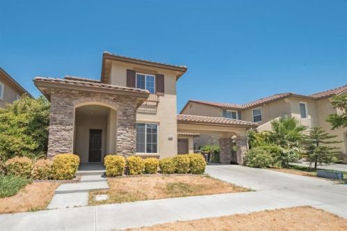 16402 Adobe Way, Lathrop, CA 95330-8960