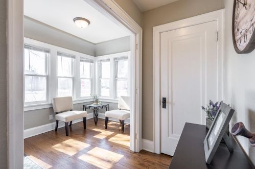 6658 Girard Ave, Milwaukee, WI 53210-1335