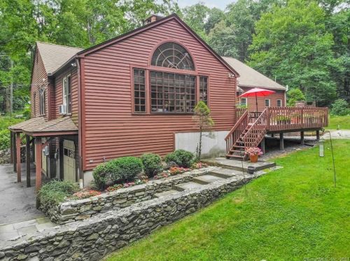 75 Great Ring Rd, Sandy Hook CT 06482-1605 exterior