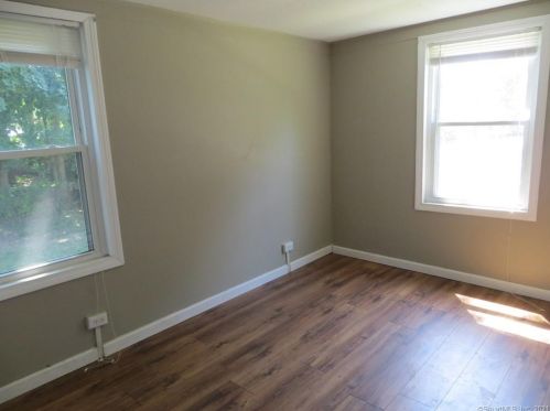 52 Morgan St, Stamford CT  06905-4018 exterior