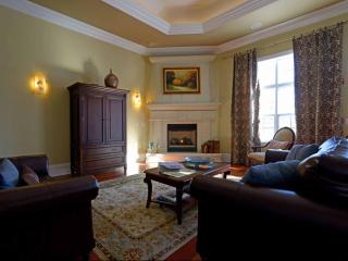 151 Main St, Bellingham MA  02019-2025 exterior