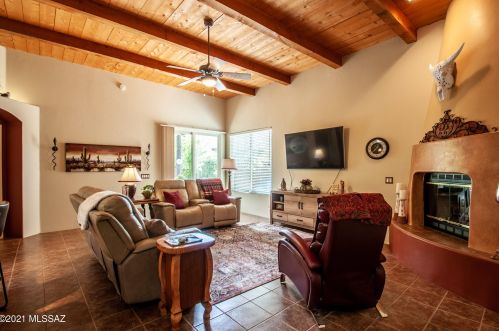 7679 Sierra Park Loop, Tucson, AZ 85710-1459