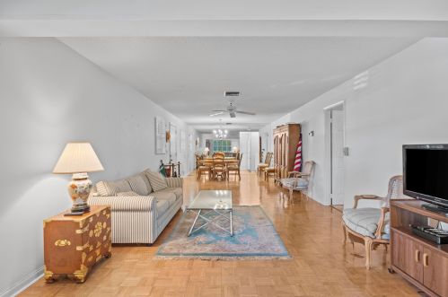 809 Meadowlark Ln, Delray Beach FL  33445-1853 exterior