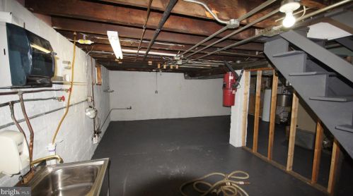 9 16th St, Camp Hill PA  17011-4801 exterior