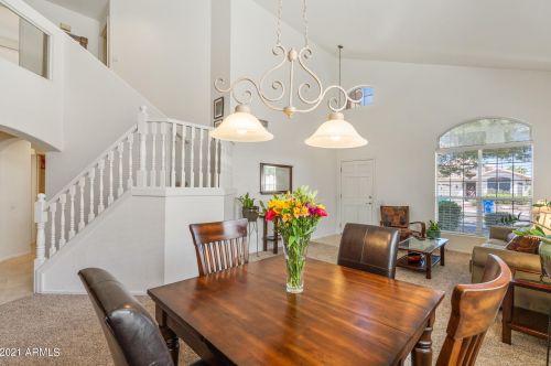 115 Fellars Dr, Phoenix, AZ 85023-7477