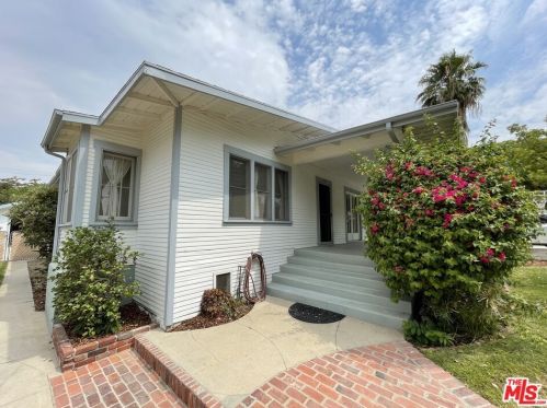 1271 Ruberta Ave, Glendale, CA 91201-1407