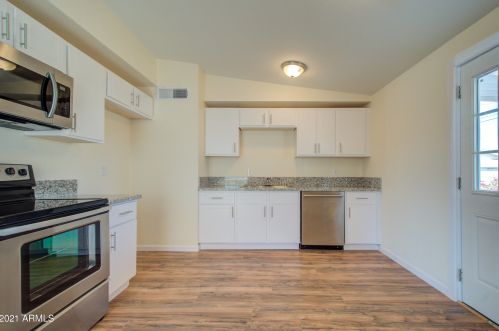 11429 113 Dr, Youngtown AZ  85363-1311 exterior