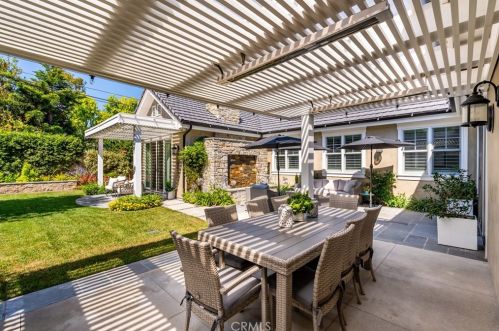 5461 Las Lomas St, Long Beach CA  90815-4138 exterior