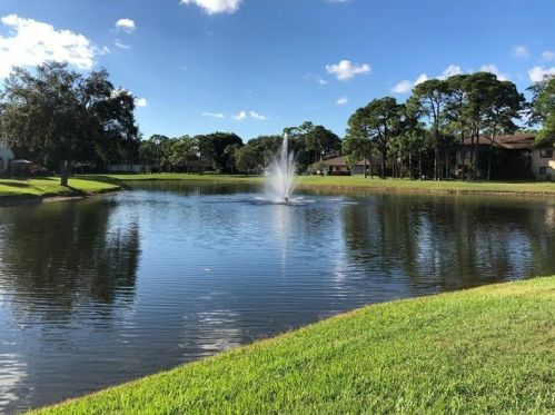 7641 Greenlake Way, Boynton Beach, FL 33436-8842