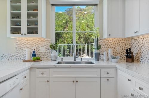 11249 Carmel Crk Rd, San Diego CA 92130-2624 exterior