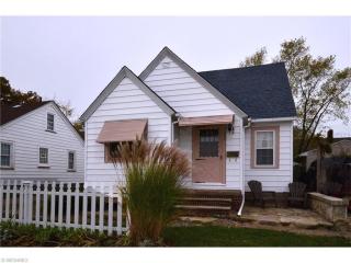428 Alexander Ave, Lorain, OH 44052-2204