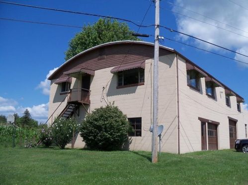 1215 Mount Jackson Rd, New Castle PA  16102-2919 exterior