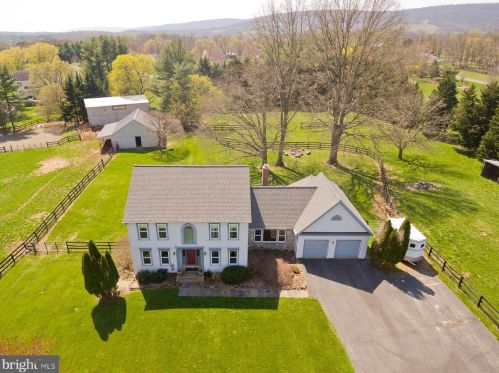 35951 Ashby Farm Cir, Purcellville, VA 20132-2504