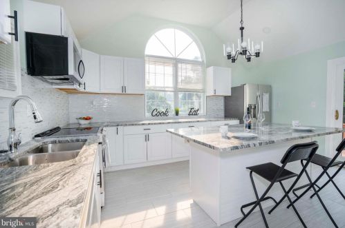 1575 Brackenville Rd, Hockessin DE  19707-9739 exterior